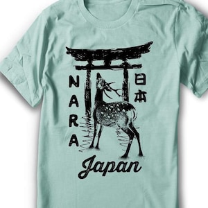 Nara T-Shirt Deer T-Shirt Japanese japan Tori Shinto - Men sizes -  Hand Screenprinted