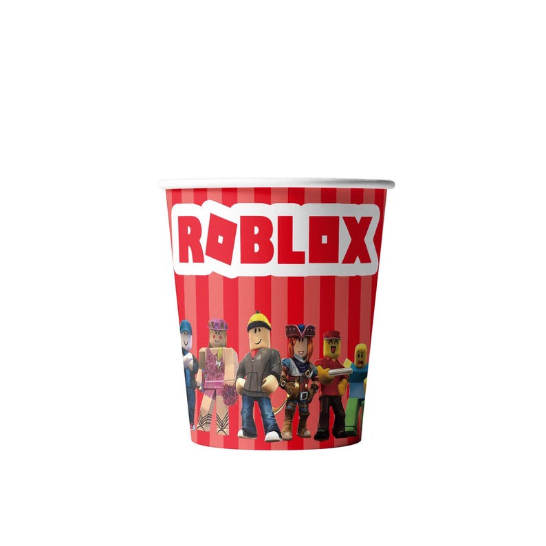 Puede incluir: Un vaso de papel a rayas rojas y blancas con el logotipo de Roblox en letras grandes y en negrita. La taza est&aacute; decorada con personajes de dibujos animados del juego Roblox. La taza est&aacute; dise&ntilde;ada para uso en fiestas.