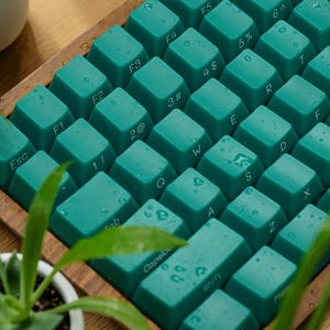 130 tangenter i smaragdgrönt tangentbordsset: sidotryck, 6.2u/7u mellanslagstangent, kompatibel med Cherry MX