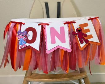 Banner kinderstoel - rood monster, roze monster girly 1e verjaardag cake smash rood oranje roze stoeldecoratie