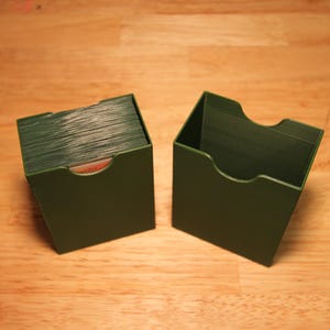 Minimalist TCG Deck Box - 60 or 100 Count - Single‑Sleeved - Slim Protective Shell