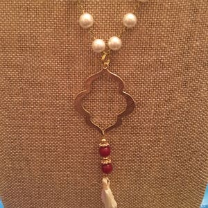 Moroccan gold pendant necklace set glass pearl rosary chain necklace mini tassel red faceted agate