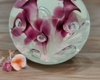 Vintage MCM handgeblazen rode bloemkunst glazen bol gesigneerd Joe Rice a Maude en Bob St. Claire Presse-papier zeldzaam