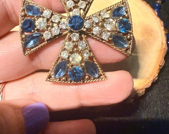 Vintage MCM blue Maltese cross brooch