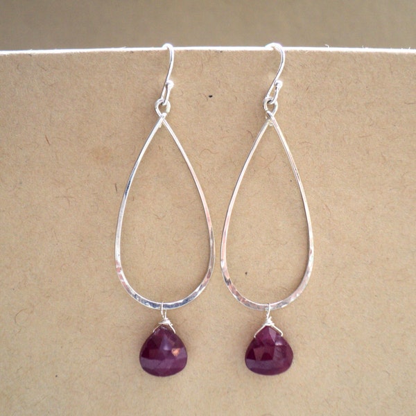 Ruby and sterling silver hammered teardrop earrings. Fancy Holiday earrings! July birthstone. Women's sterling earrings with genuine rubies.