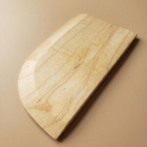 Grattoir pour bols en bois fait main
