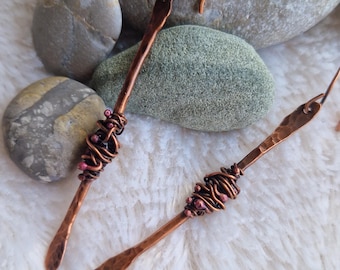 銅製のイヤリング – ユニークなハンドメイド作品