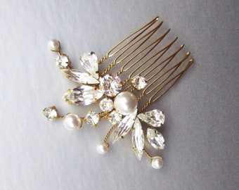 Crystal and pearl bridal hair comb, Premium European Crystal bridal comb, Rhinestone wedding hair comb, Small bridal hair comb hair vine