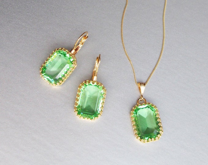 Spring Green Drops crystal jewelry set, Peridot jewelry earrings necklace set, Bridal Bridesmaids jewelry gold, silver, rose gold