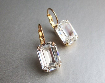 Crystal bridal earrings, Emerald drop earrings, Rhinestone earrings in gold or silver, Drop earrings, Wedding earrings