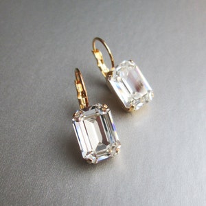 Crystal bridal earrings, Emerald drop earrings, Rhinestone earrings in gold or silver, Drop earrings, Wedding earrings