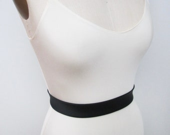 Black Silk satin inch and a half wide belt, Couture fitted bridal belt, Bridal Sash with button closure, Clasp wedding belt in Duchess satin