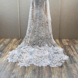 Lace veil, Alencon lace Chapel length Mantilla veil, Wedding veil soft white, Long veil with delicate lace  Spanish Mantilla