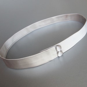Silk satin one inch belt, Couture fitted bridal belt, Sash with button closure, Wedding belt with clasp, Platinum Taupe Bridal belt sash 1&quot;