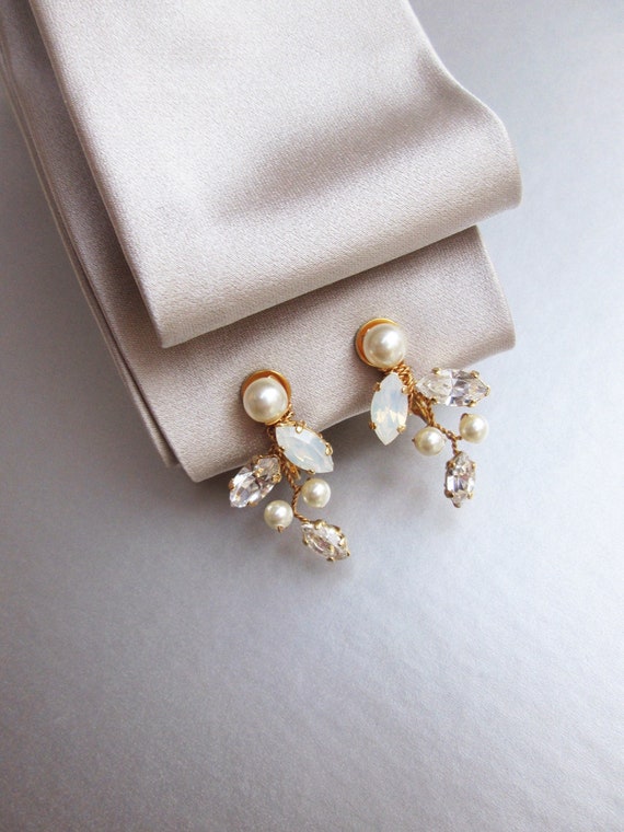 Clip on crystal and pearl earrings, Premium European Crystal opal bridal earrings, Leaf vine earrings, Bridesmaids earrings, Screw back