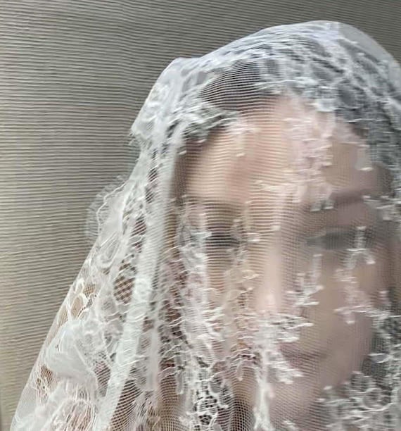 Lace veil in cathedral length with blusher, Delicate Chantilly lace veil long, two tier
