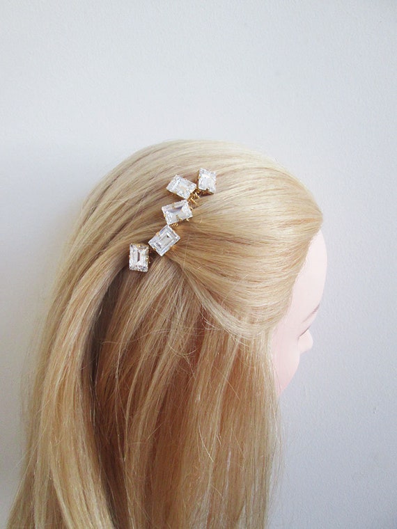 Modern crystal bridal hair comb, Wedding hair comb, bridal comb, Minimalist bridal hair vine, Small bridal comb clip