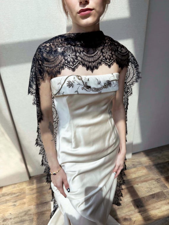 Lace Black Shawl, Bridal Special Occassion Wrap, Non-Slip Wedding Scarf With Button Closure, Off white or black
