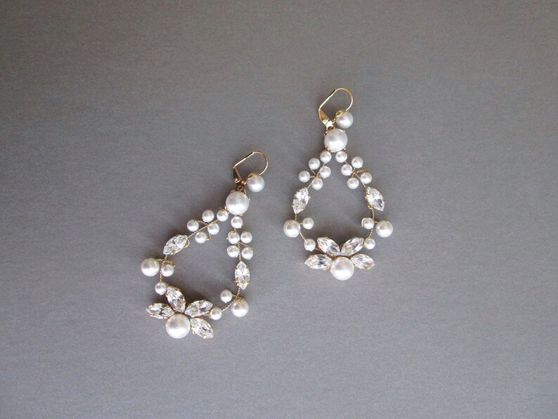 Bridal crystal earrings, Premium European Crystal pearl bridal earrings, Bridal rhinestone earrings in gold, silver, rose gold image 3