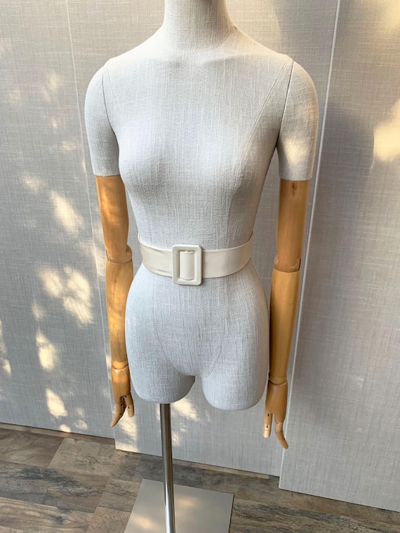 Buckle Silk satin two inches wide belt, Couture fitted bridal belt, Bridal Sash with buckle closure, 2 Inch Wedding belt in Duchess satin,