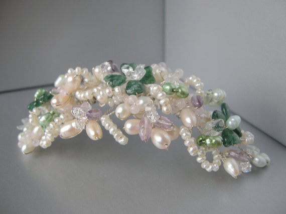 Four leaf clover gemstone hair comb, Pearl crystal and gemsone bridal hair comb tiara