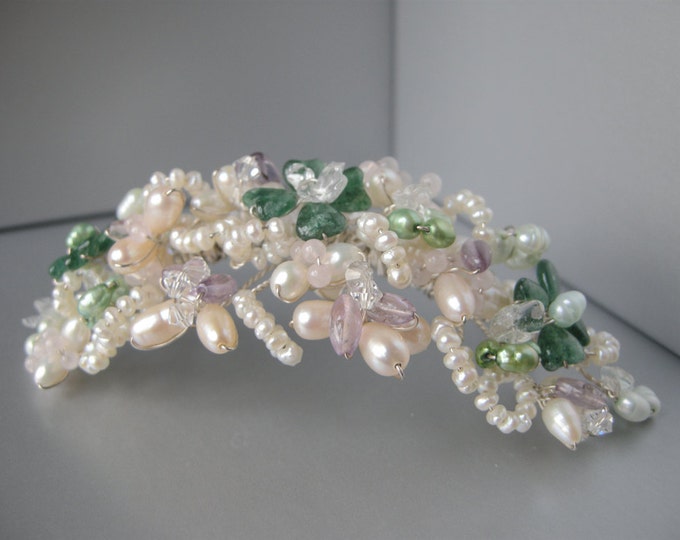 Four leaf clover gemstone hair comb, Pearl crystal and gemsone bridal hair comb tiara