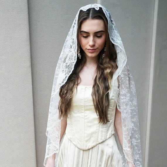 Lace veil, Royal Length Chantilly Lace Mantilla Veil, ivory, champagne, whit