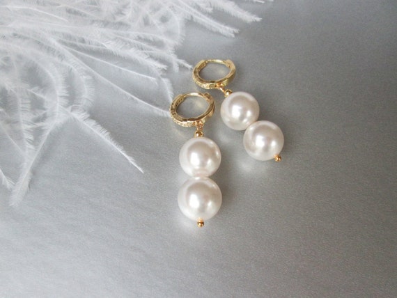 Pearl drop crystal earrings, Premium European Crystal bridal earrings, Pearls earrings, Bridal pearl dangles earrings in gold, silver