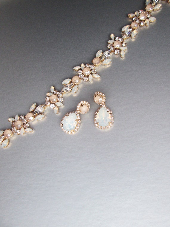 Pastel Ivory cream opal Bridal crystal earrings, Crystal earrings, Teardrop dangling earrings, Champagne ivory wedding earrings