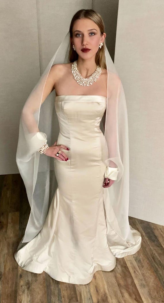 Silk cape bridal veil with cuffs, Exquisite Silk organza and Duchess satin wedding veil and shoulder cover, Couture Bridal sheer cape veil