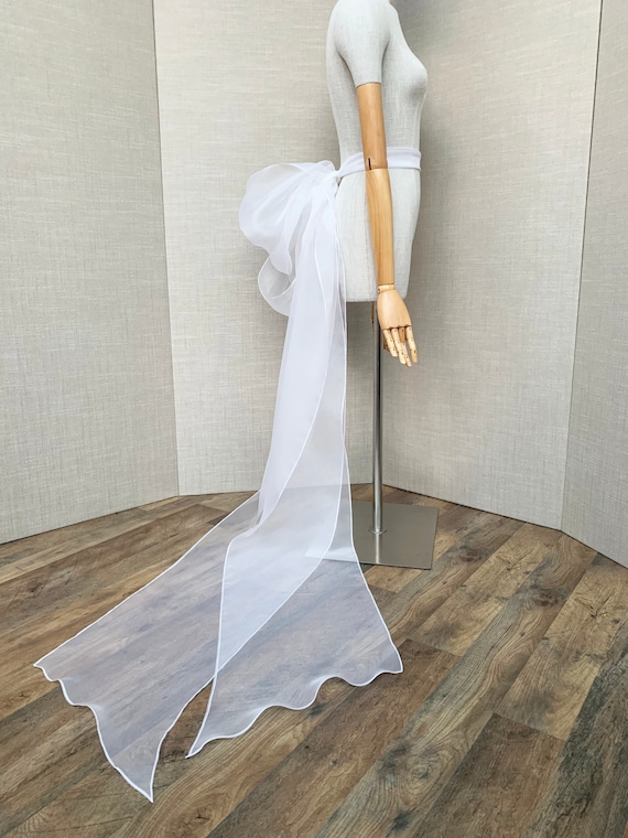 Silk Bow organza waist sash with train, Long bridal sash big bow, Bouncy bow couture wedding sash belt, White, off white, ivory, Wide belt