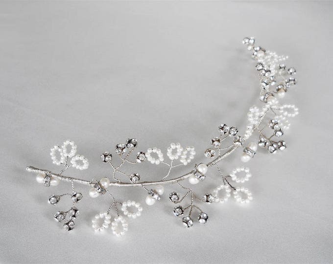 Bridal crystal hair vine,  crystal and pearl hair vine, Hair vine headband, Crystal vine headband in gold or silver