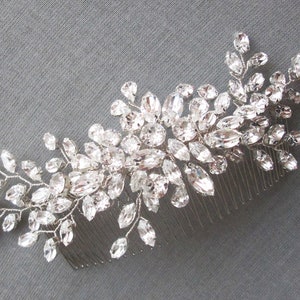 Crystal hair comb, Bridal crystal hair comb, Rhinestone bridal comb, Wedding hair comb, Fancy Bridal hair clip in gold or silver