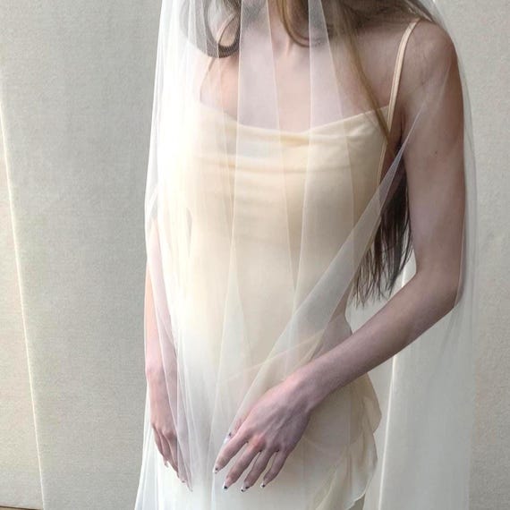 Silk veil, Bridal drop veil in silk tulle, Exquisite 100% Silk delicate veil with floor length blusher, Couture Bridal veil, Cathedral Royal