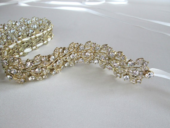 Bridal belt, Crystal bridal belt sash, Bridal belt with floating crystals, Sparkly bridal crystal belt, Gold 1 inch crystal belt