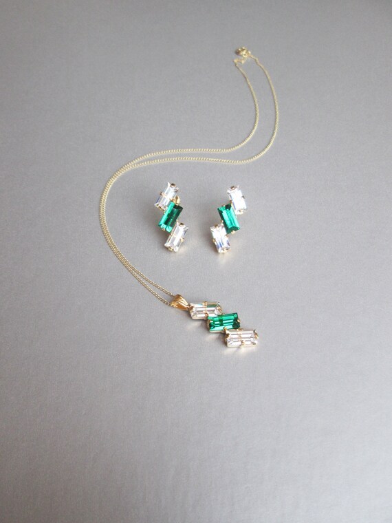 Emerald crystal jewelry set, Bridal earrings necklace set, Green Bridesmaids jewelry set in gold, silver, rose gold