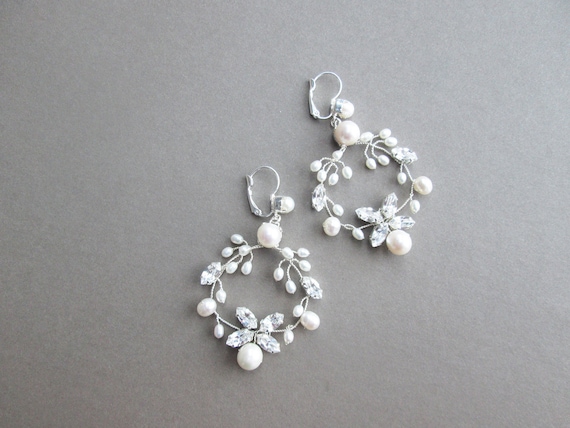 Bridal pearl earrings, Crystal and cultured pearl earrings, Long earrings, Freshwater pearl earrings in gold, silver, rose gold