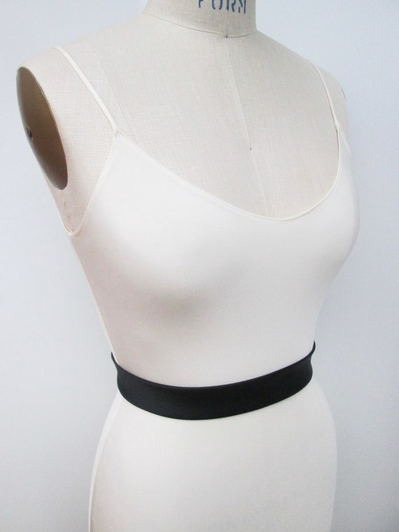 Black Silk satin inch and a half wide belt, Couture fitted bridal belt, Bridal Sash with button closure, Clasp wedding belt in Duchess satin