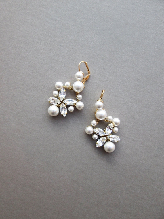Bridal crystal earrings, Crystal pearl bridal earrings, Chandelier earrings, Bridal rhinestone earrings gold or silver