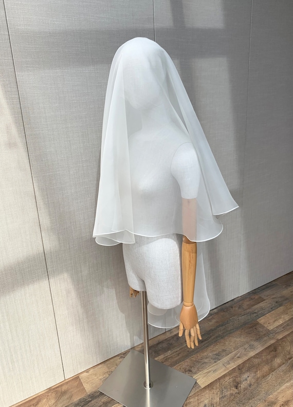 Silk veil, bridal veil in silk organza, Exquisite 100% Silk organza wedding veil with blusher, Double layer Couture Bridal drop veil sheer
