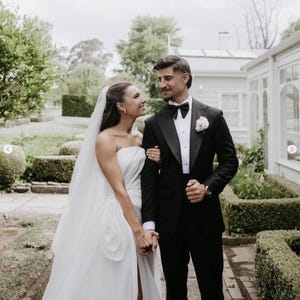Velo di seta, Velo da sposa squisito in organza di seta al 100%, Velo da sposa Couture con fard, Velo lungo a cascata da cattedrale immagine 11