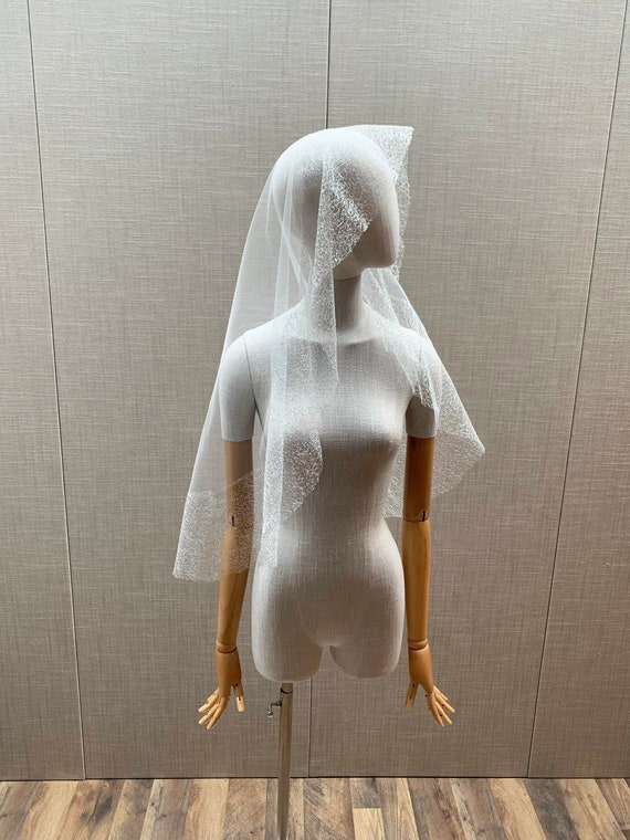 Modern Mantilla Bridal veil, Barely there drop veil, Wedding silver veil, Elbow length cascading veil