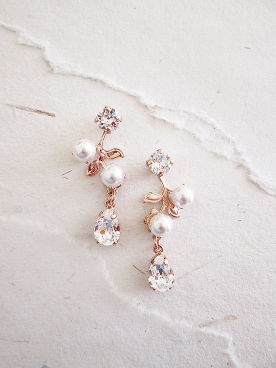 Bridal earrings, Vintage style crystal and pearl earrings, Wedding floral drop earrings in gold, silver, rose gold