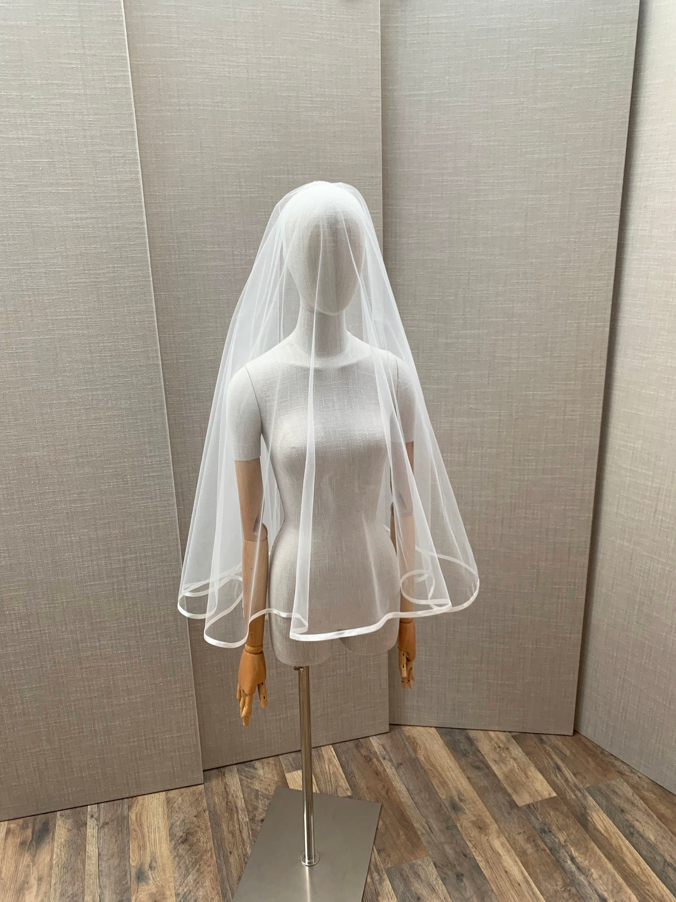 Bridal Veil Two-tier Drop Veil Hip Length, Ribbon Edge Mid Length 