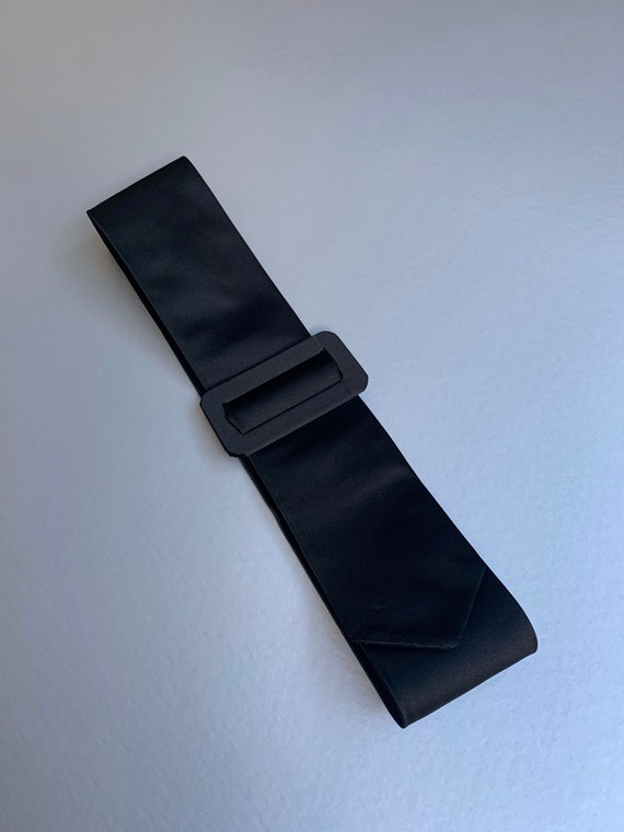 Black silk belt hotsell