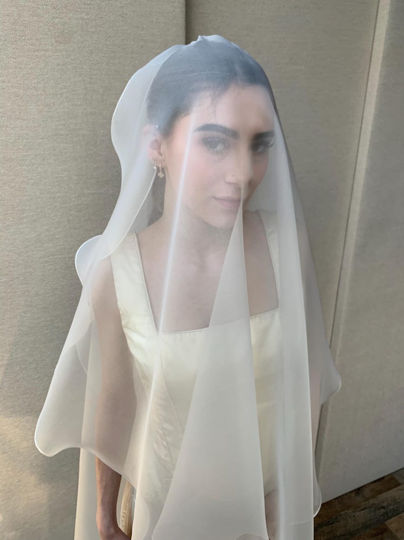 Velo di seta, Velo da sposa squisito in organza di seta al 100%, Velo da sposa Couture con fard, Velo lungo a cascata da cattedrale immagine 17