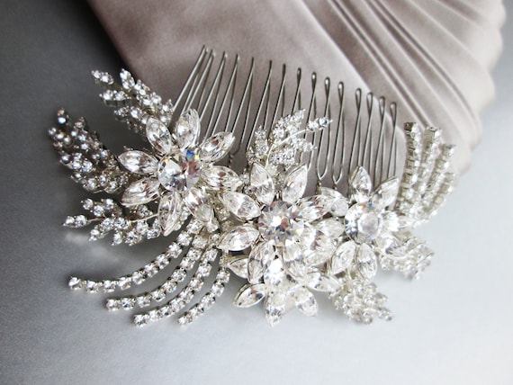 Crystal hair comb, Bridal crystal hair comb, Rhinestone bridal comb, Sparkly bridal headpiece, Wedding comb, Gatsby Bridal comb