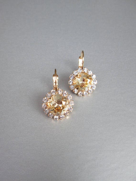 Crystal bridal earrings, Earrings in gold or silver, Wedding crystal earrings, Cushion cut earrings champagne crystal