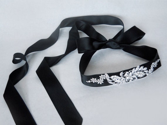 Bridal belt, Bridal belt sash with crystal in black silk satin, Bridal crystal belt sash, Wedding belt sash, Rhinestone belt, Black sash