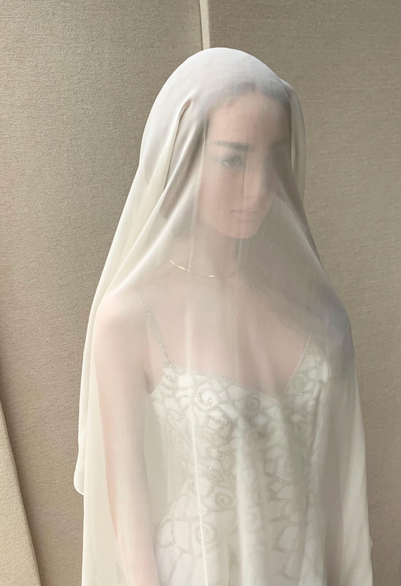 Silk Chiffon Bridal Veil with Blusher: Cream Champagne, Chapel Length